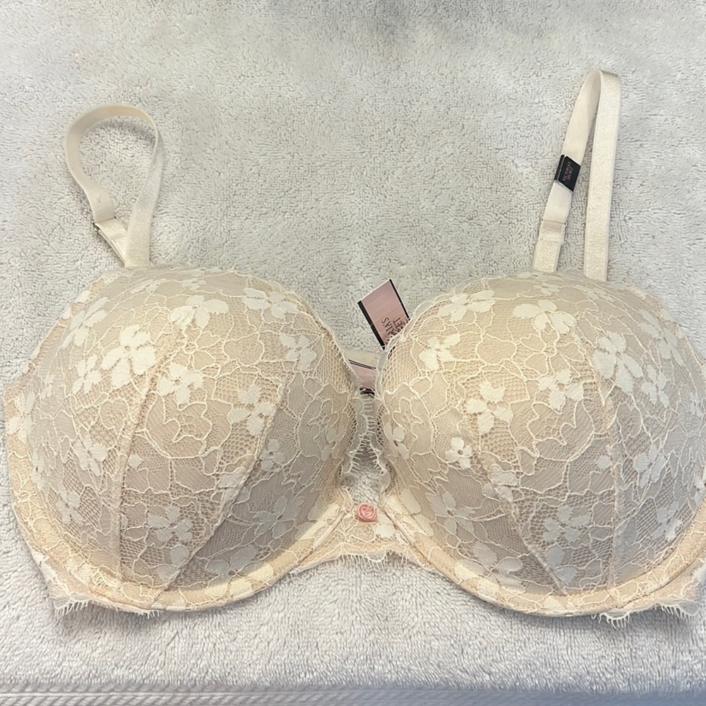 Victoria secret bra push-up 34DD Brand new